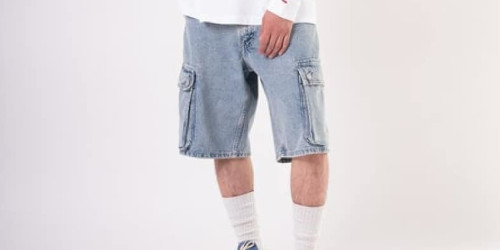 Levi’s® 478™ Baggy Cargo Shorts の30%OFF セールが開催
