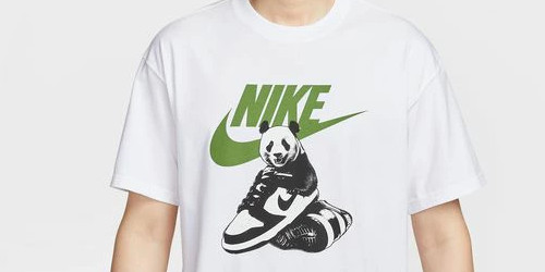 NIKE の Panda Tee が発売
