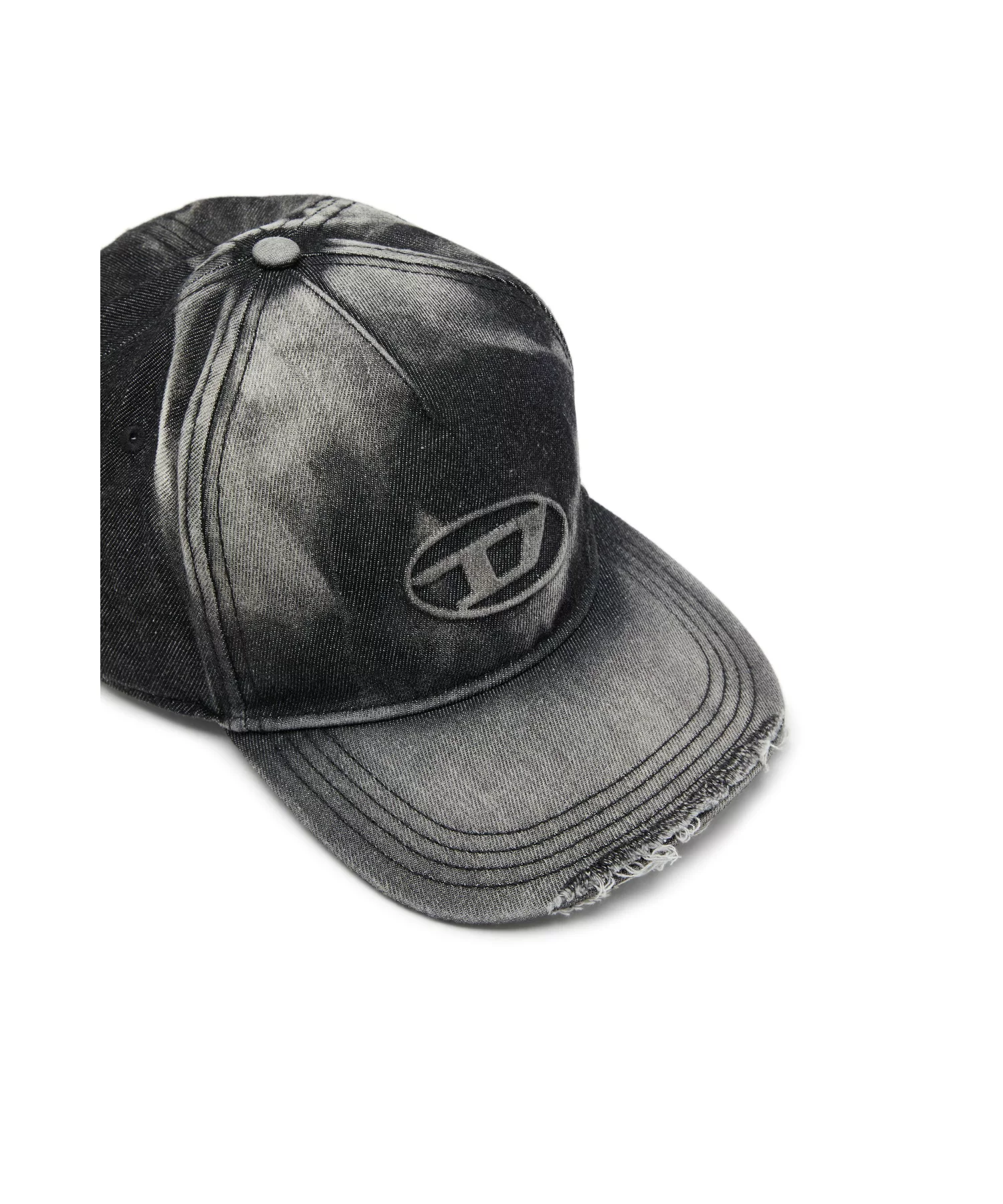 DIESEL の C-SEYMON-BLACK が発売