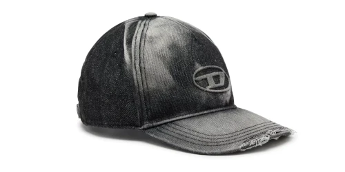 DIESEL の C-SEYMON-BLACK が発売