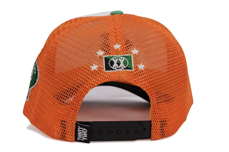 TWNTY TWO の Fvcking City Trucker Hat が発売