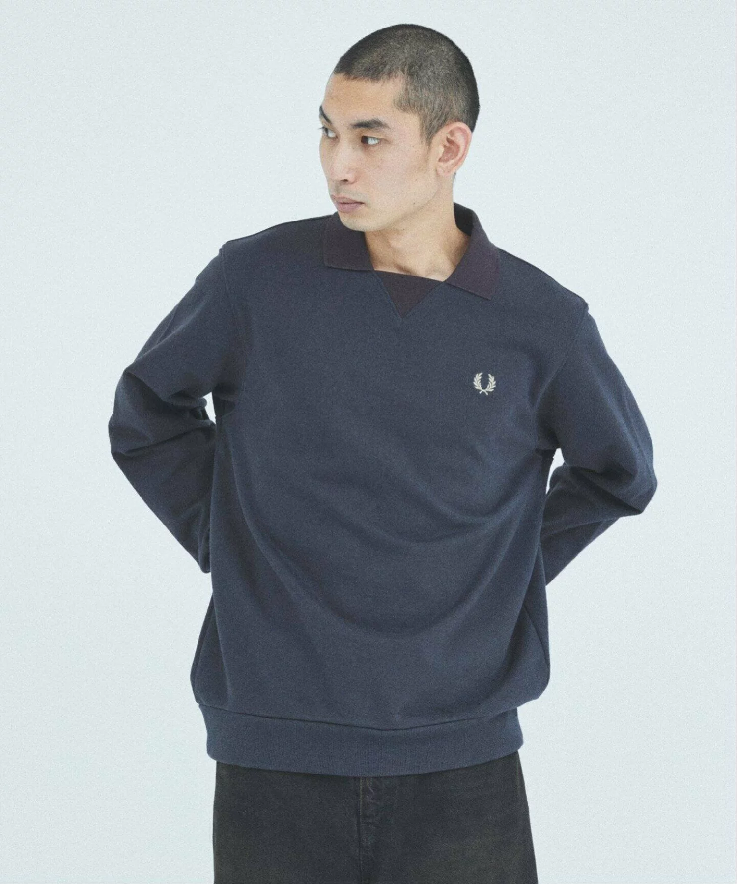 JOURNAL STANDARD × FRED PERRY の Football Color Sweatshirt FW25 が発売
