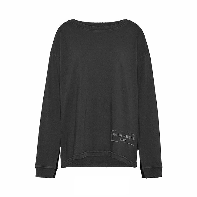 Maison Margiela の Stamp Logo L/S Tee が特別価格で発売