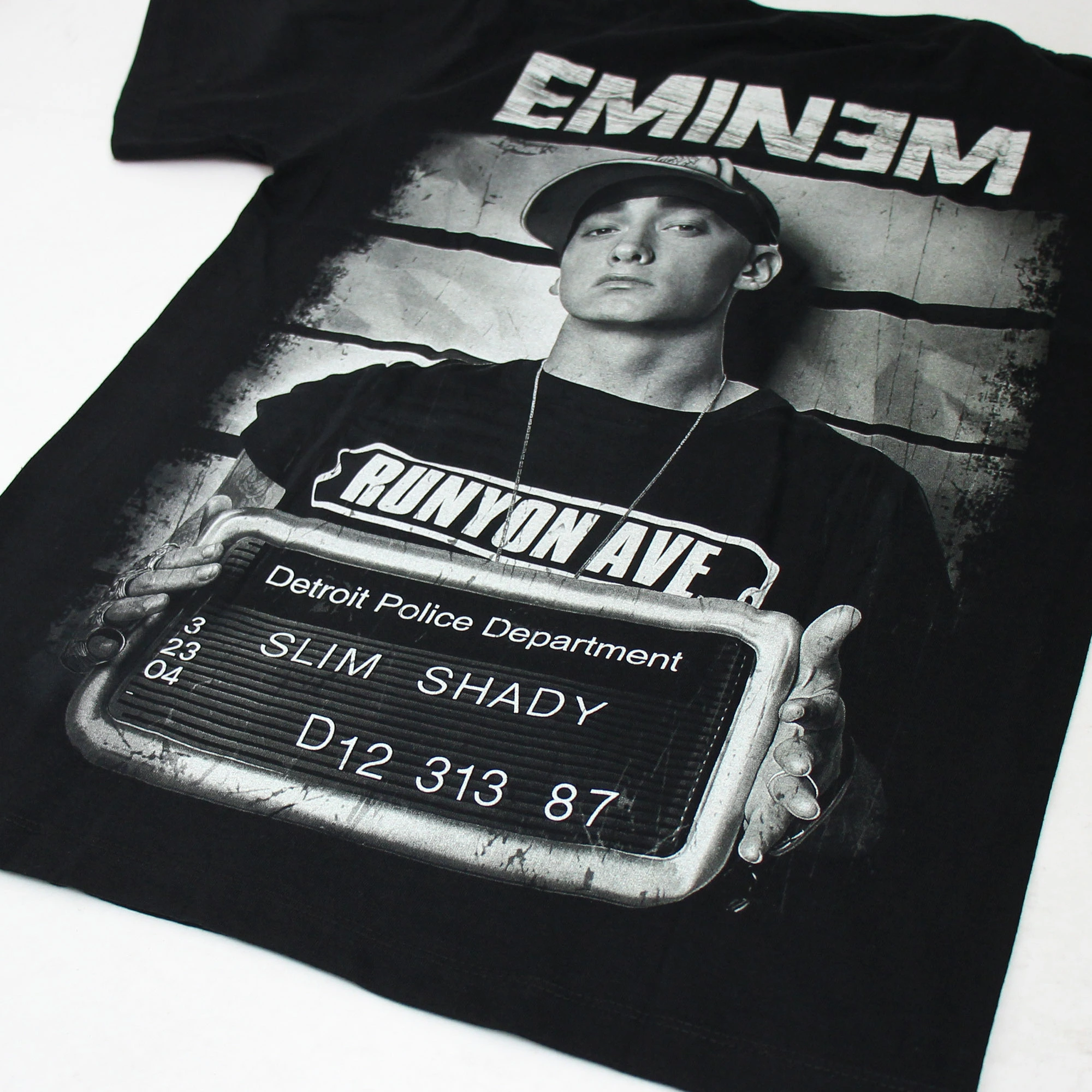 EMINEM のアーティストTシャツが発売