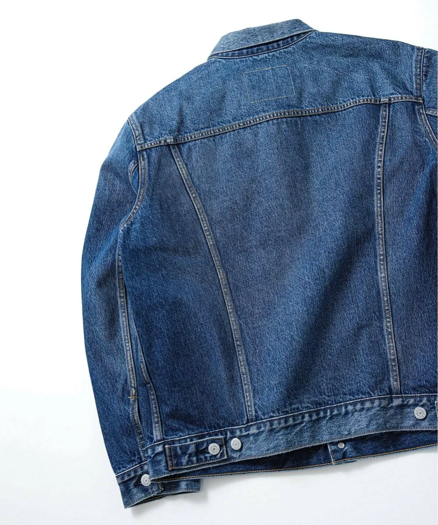 JOURNAL STANDARD × Levi’s®『Type III Trucker Jacket Selvedge Indigo』が再販