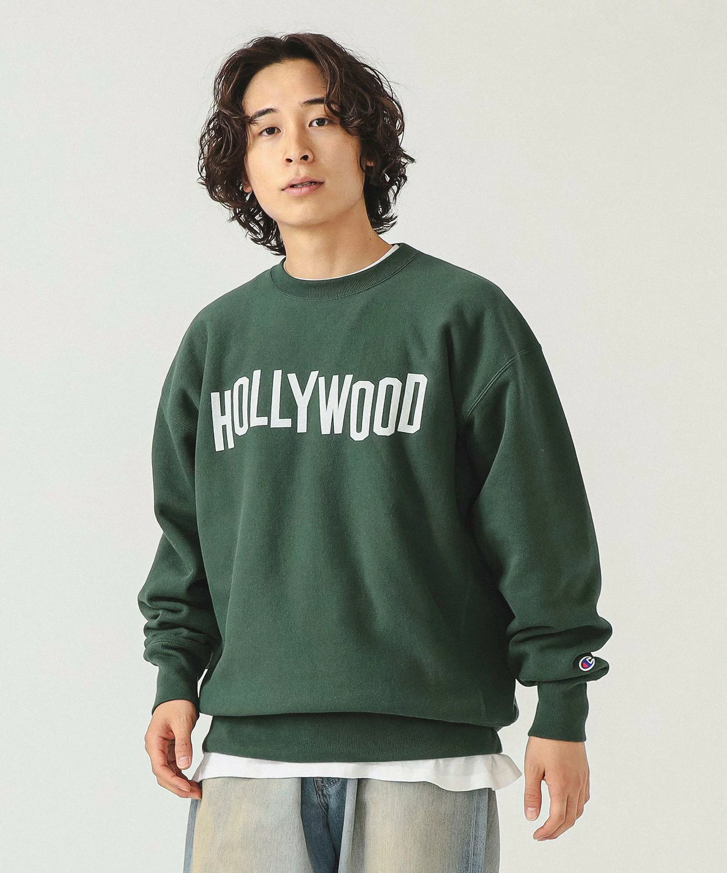 BEAMS × Champion の Reverse Weave® City Crew Sweat FW25 が発売