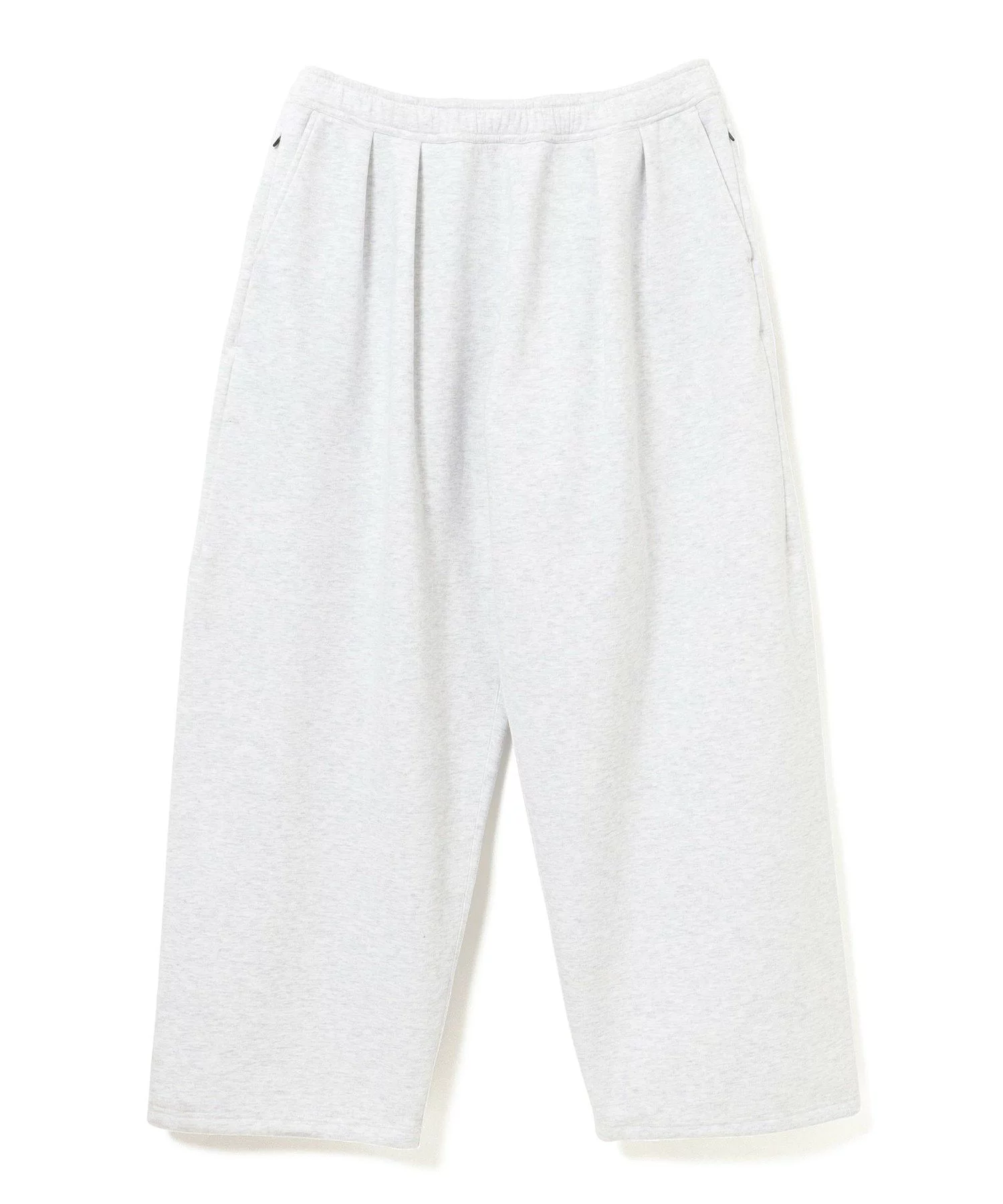 BEAMS「Wide Straight Windstop Sweat Pants FW25」の先行予約が開始