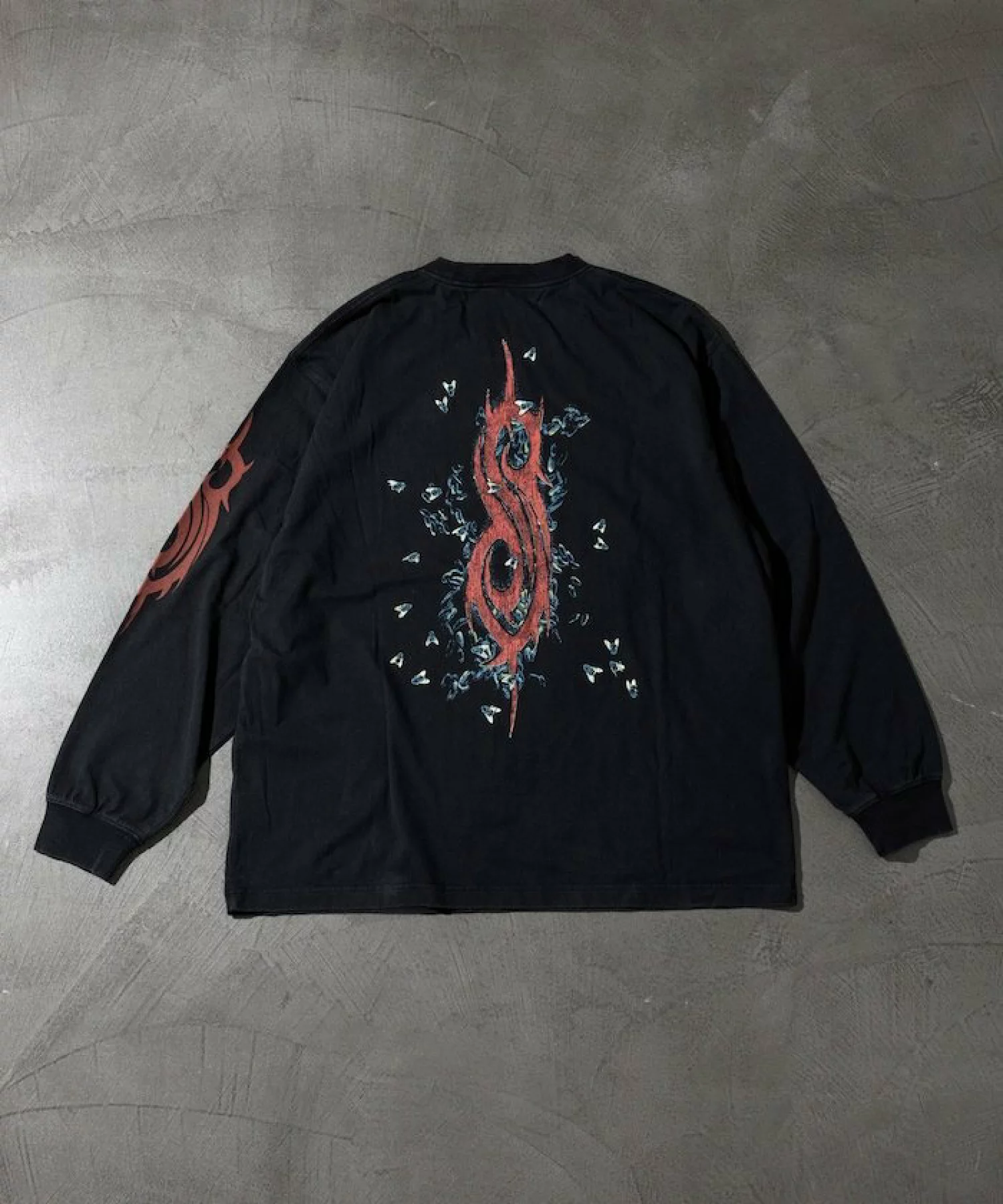 FREAK’S STORE より Slipknot の限定ロングスリーブTシャツが発売