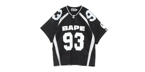 A BATHING APE® の Line Camo Jacquard Relaxed Fit Football Jersey が発売