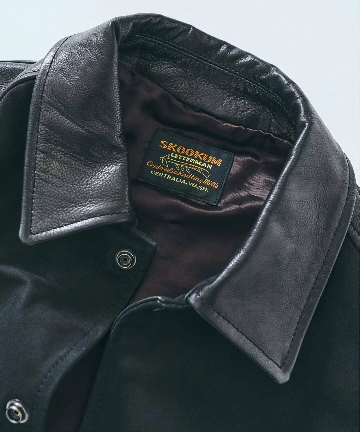 417 EDIFICE による SKOOKUM 別注レザーブルゾンが発売