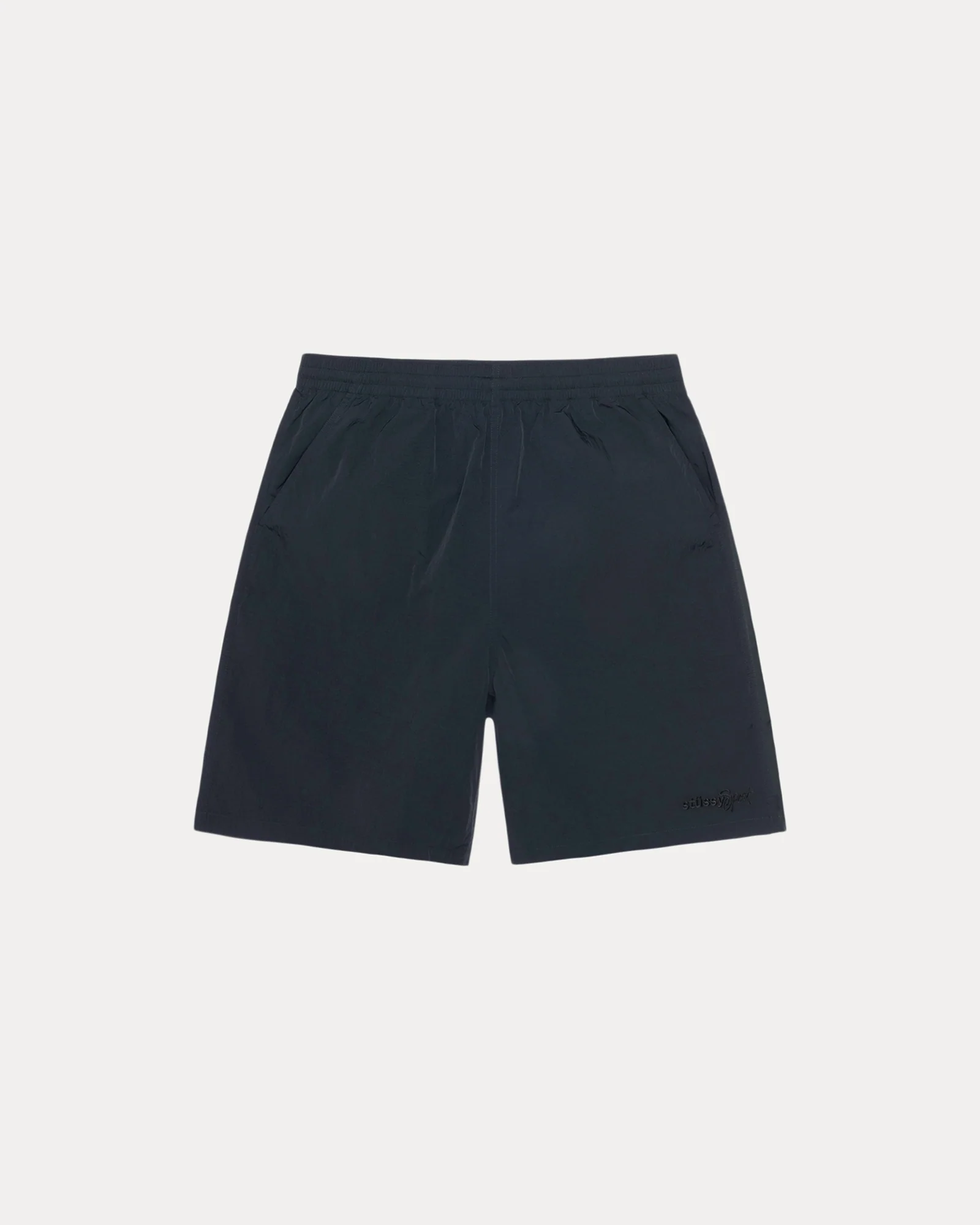 Stüssy の Nylon Court Short が特別価格で発売