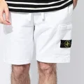 Stone Island の Cargo Bermuda Sweat Pants が特別価格で発売