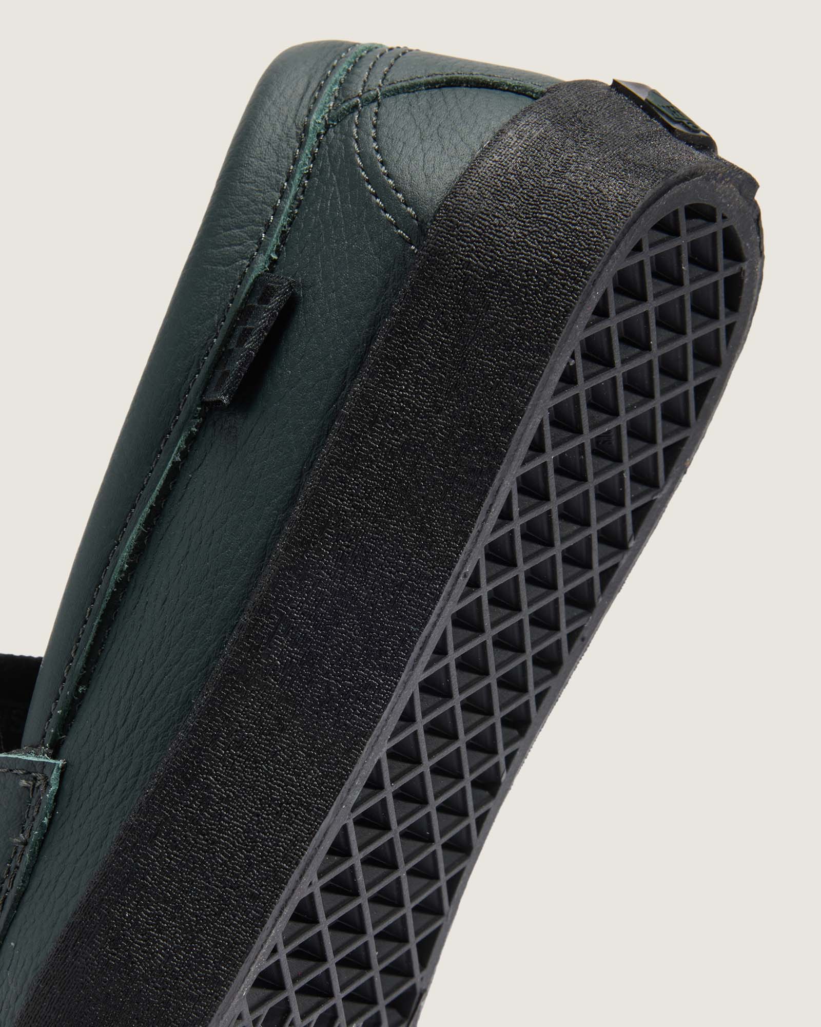 VANS Skate Loafer が特別価格で発売