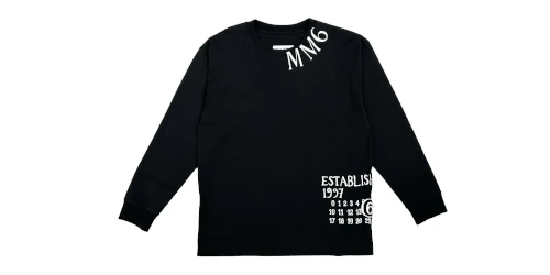MM6 Maison Margiela の Printed L/S Tee が特別価格で発売