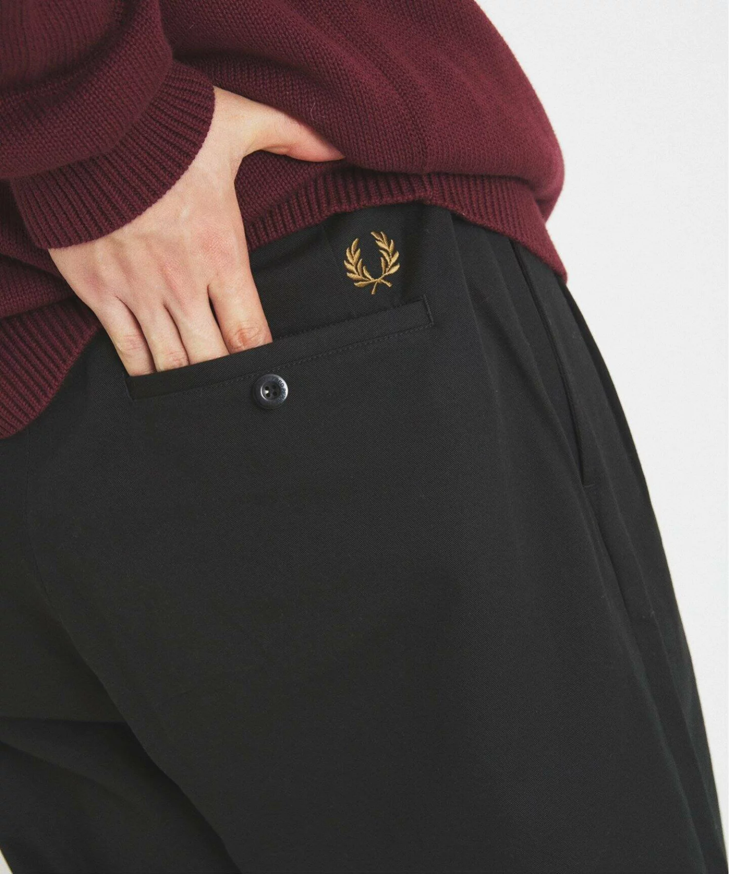 JOURNAL STANDARD × FRED PERRY による Tennis Trousers Pants FW25 の先行販売が開始