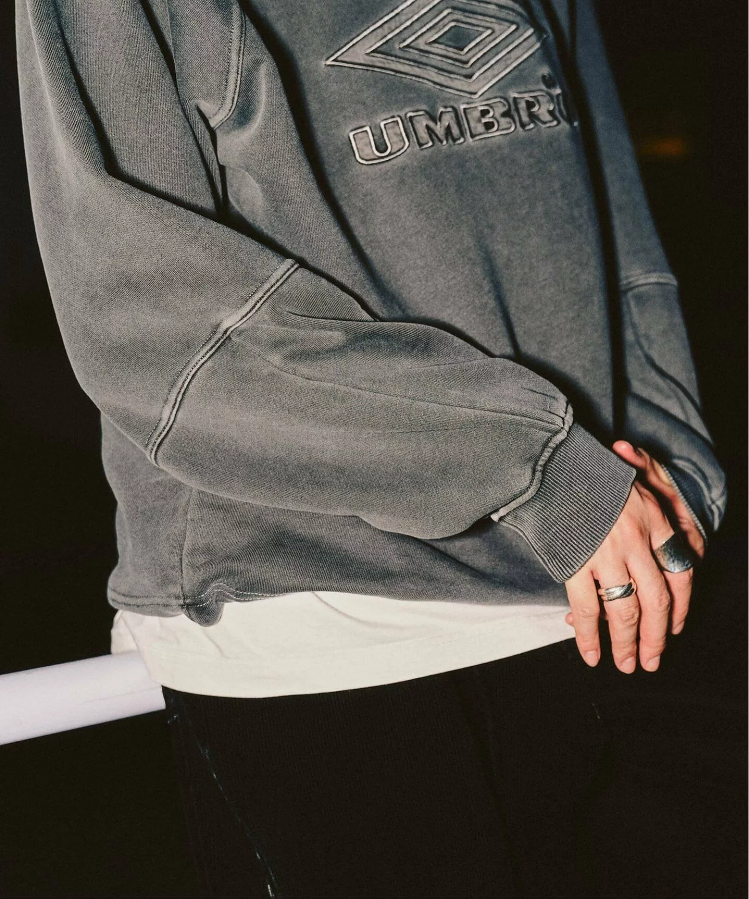 417 EDIFICE から UMBRO の別注スウェットがリリース