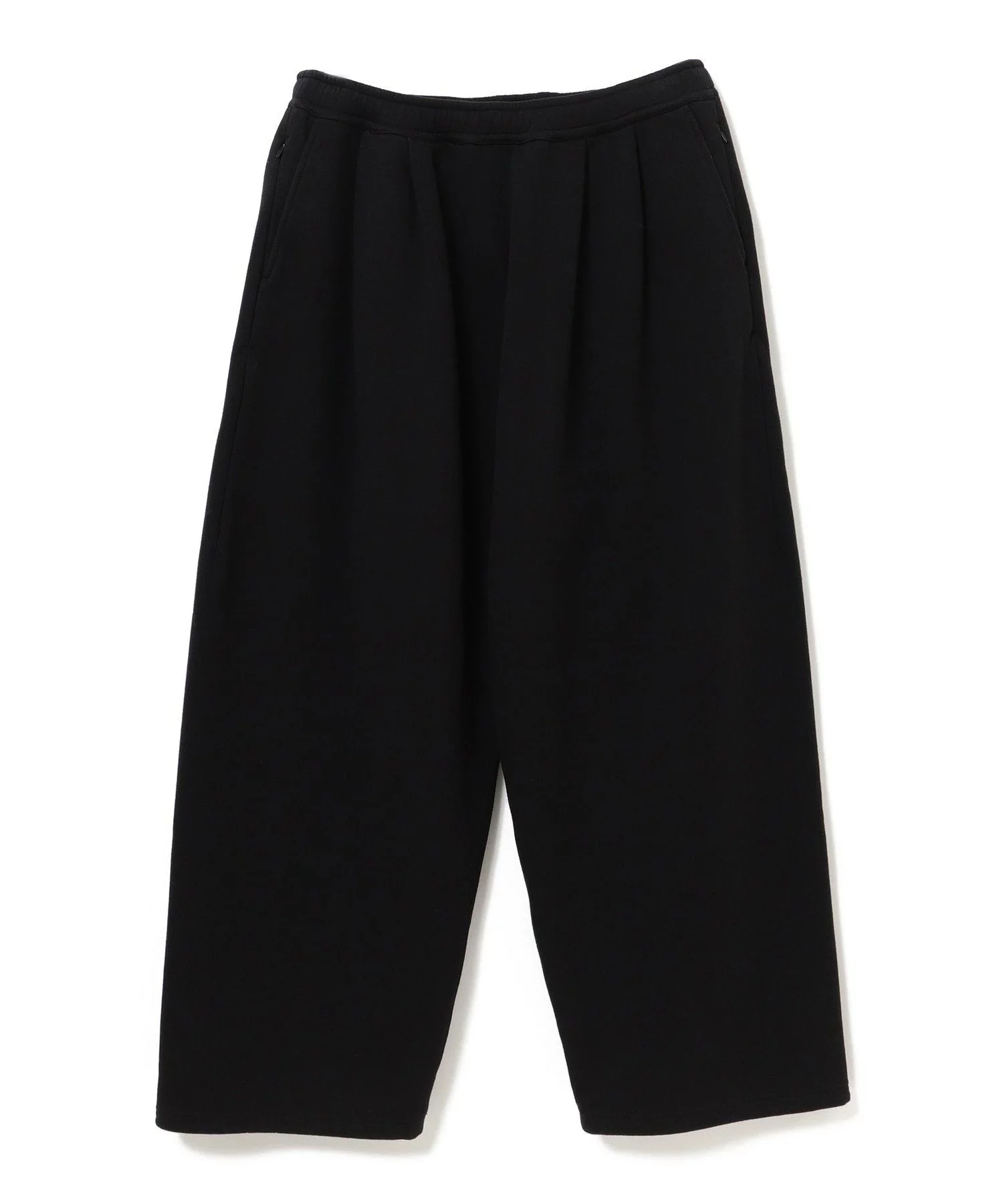 BEAMS「Wide Straight Windstop Sweat Pants FW25」の先行予約が開始