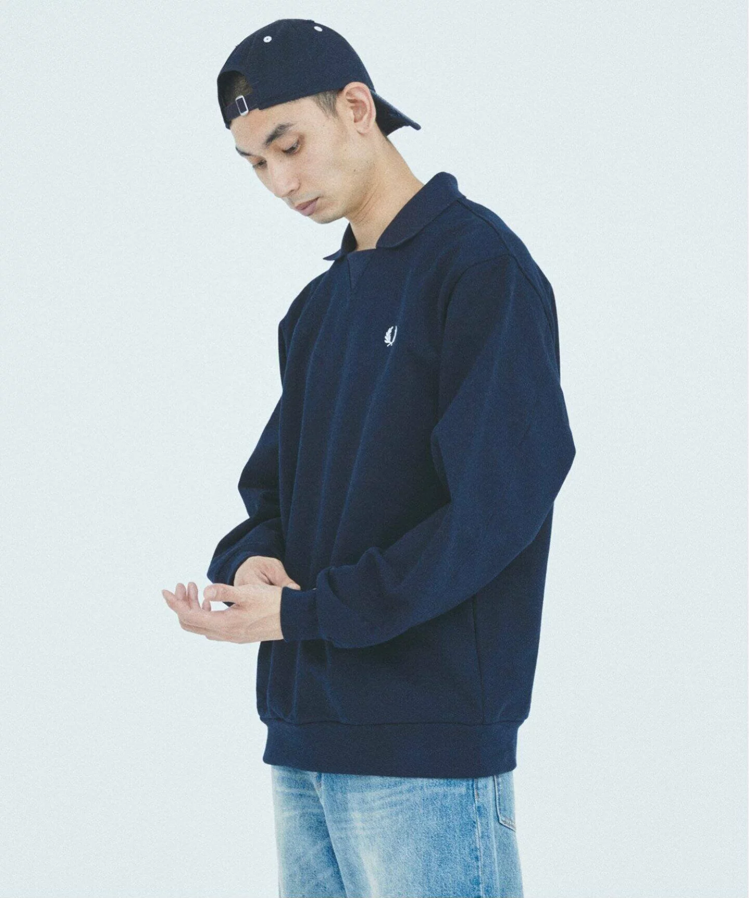JOURNAL STANDARD × FRED PERRY の Football Color Sweatshirt FW25 が発売