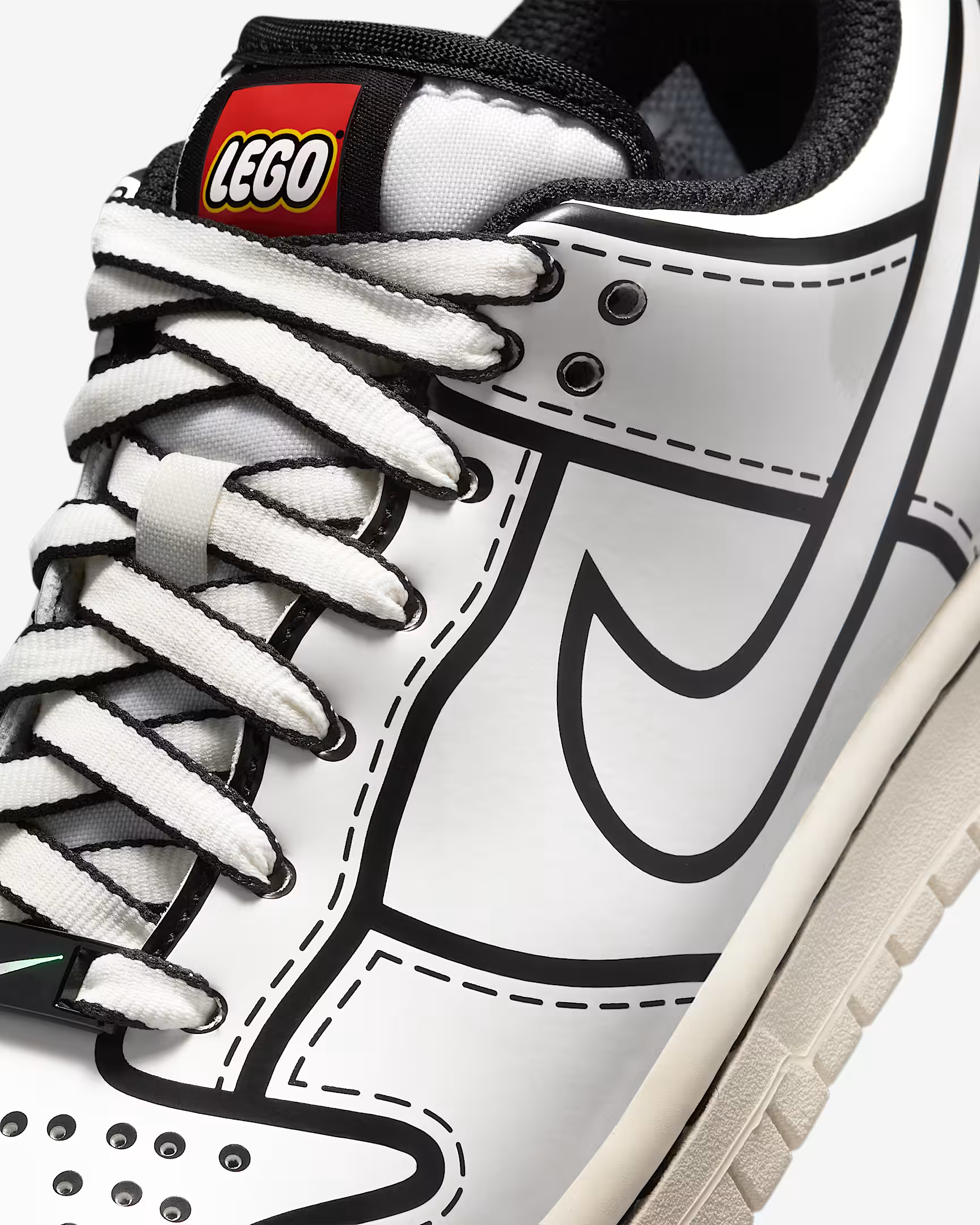 LEGO × NIKE DUNK LOW GS "Sail" が9月2日(火)発売予定