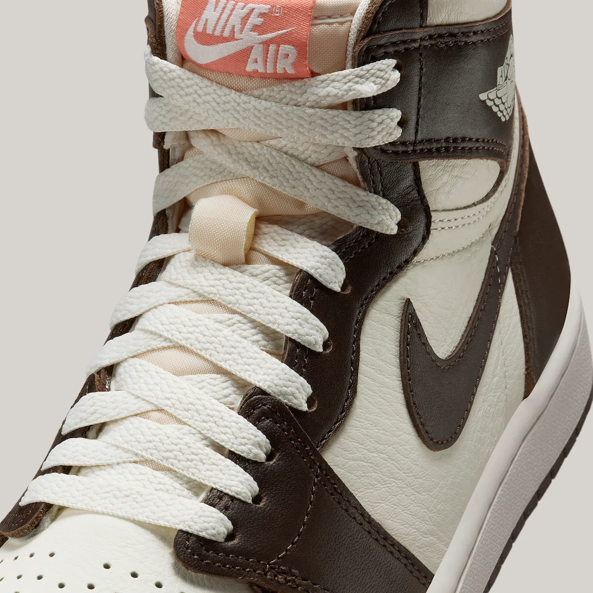 NIKE AIR JORDAN 1 RETRO HIGH OG “Baroque Brown” が発売