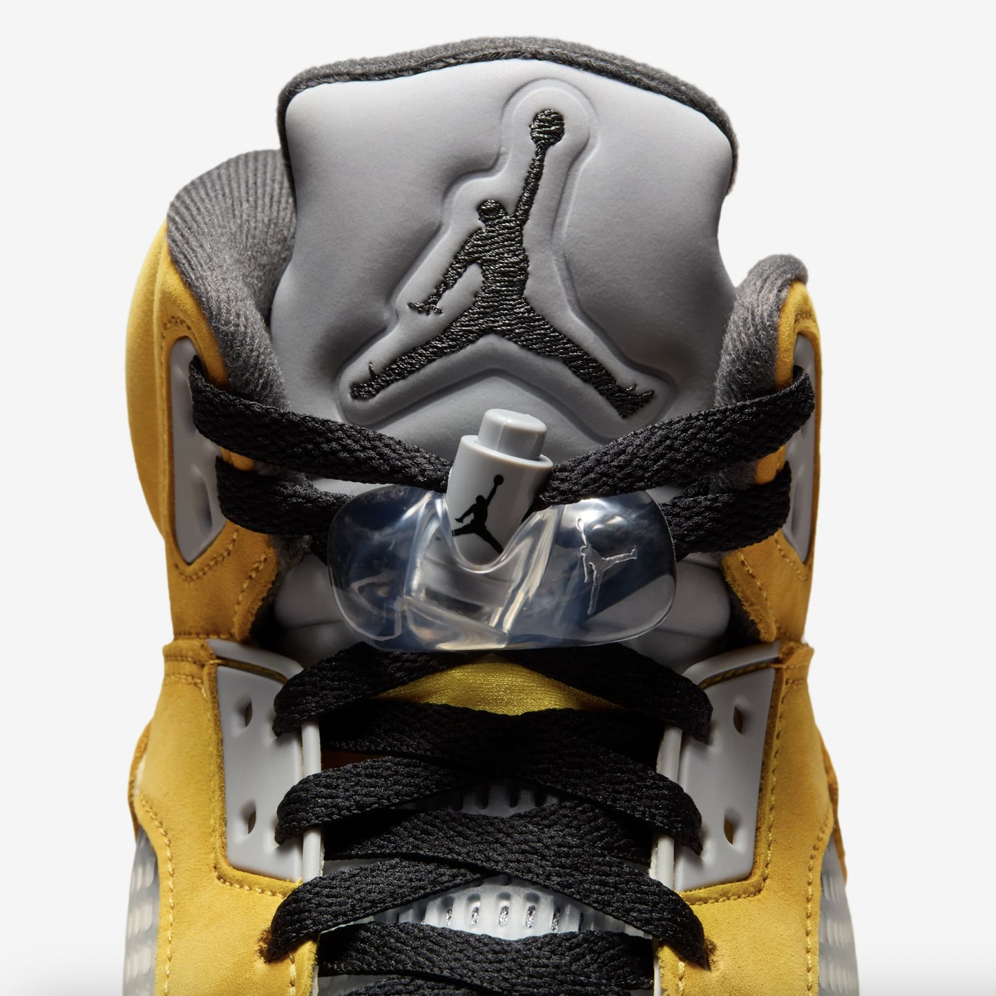 NIKE AIR JORDAN 5 RETRO "Tokyo" のオフィシャル画像が公開