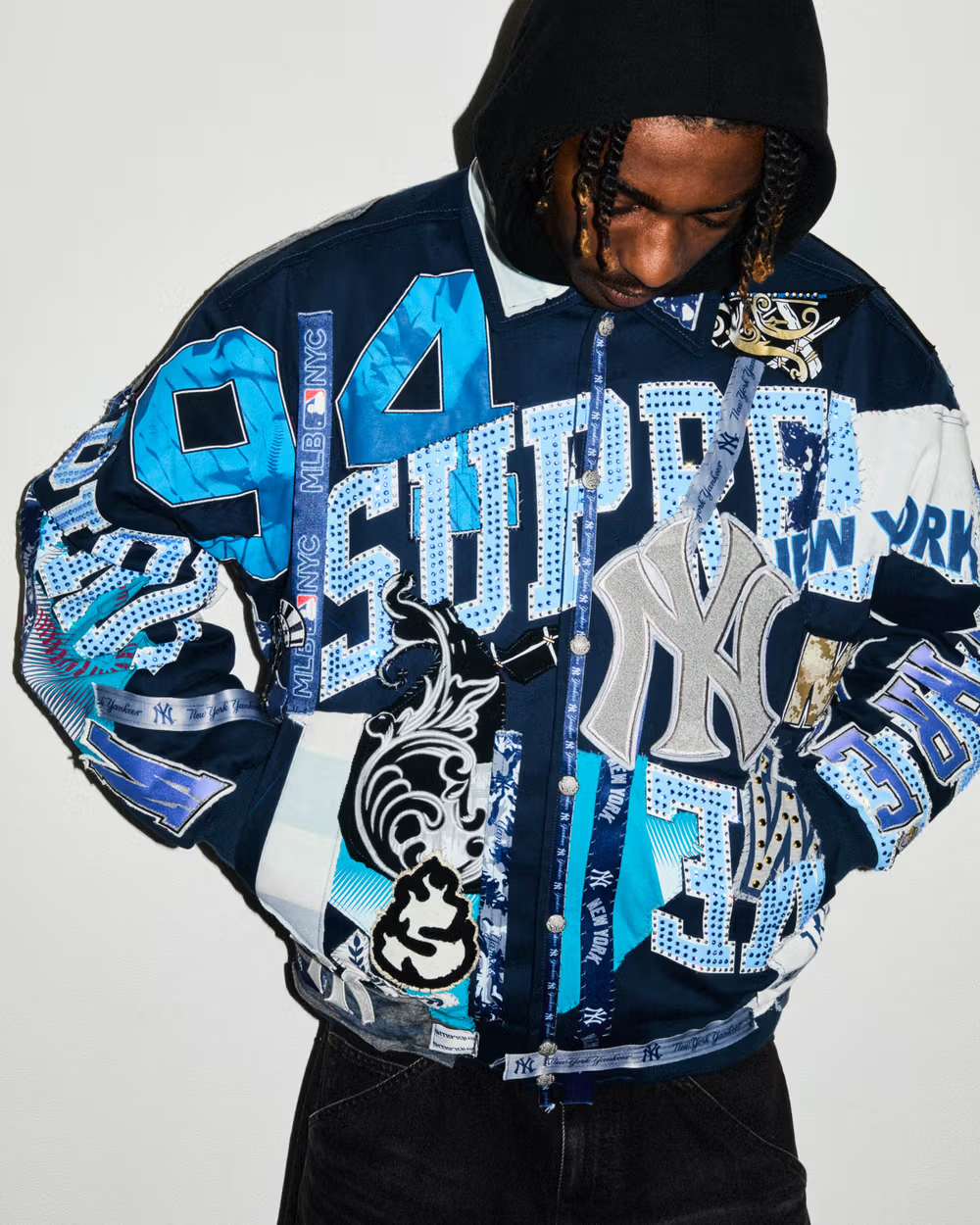 Supreme 2025年秋冬コレクションのルックブックが公開