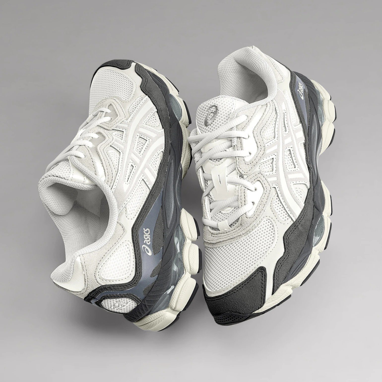 ASICS GEL-NYC “White/Smoke Grey” の先行販売が開始