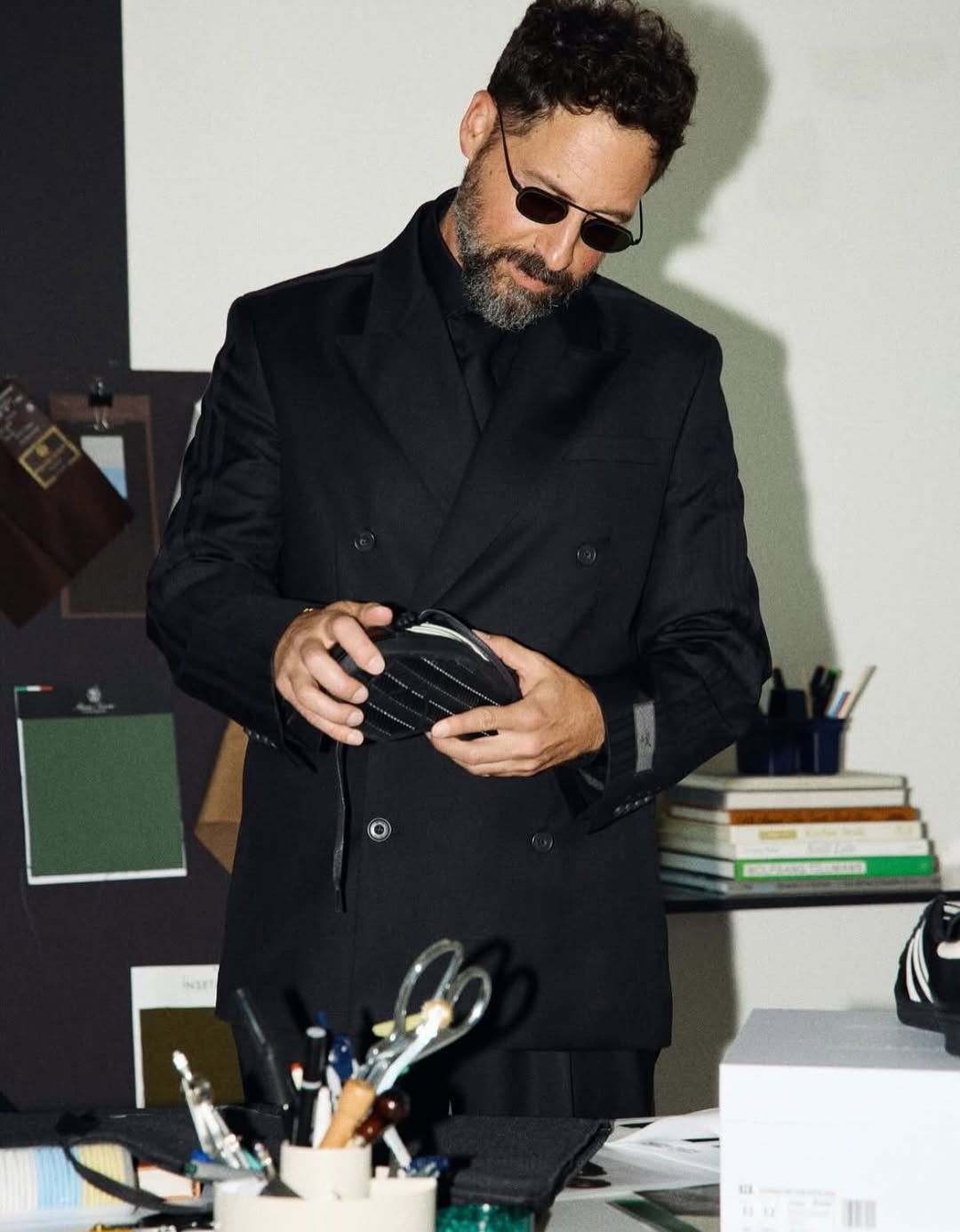 KITH × adidas Originals “Black Tie 2.0” が2025年秋に発売予定