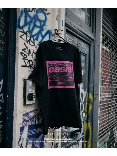 Oasis × ADAM ET ROPÉ “Tour Poster Design Tee” が発売