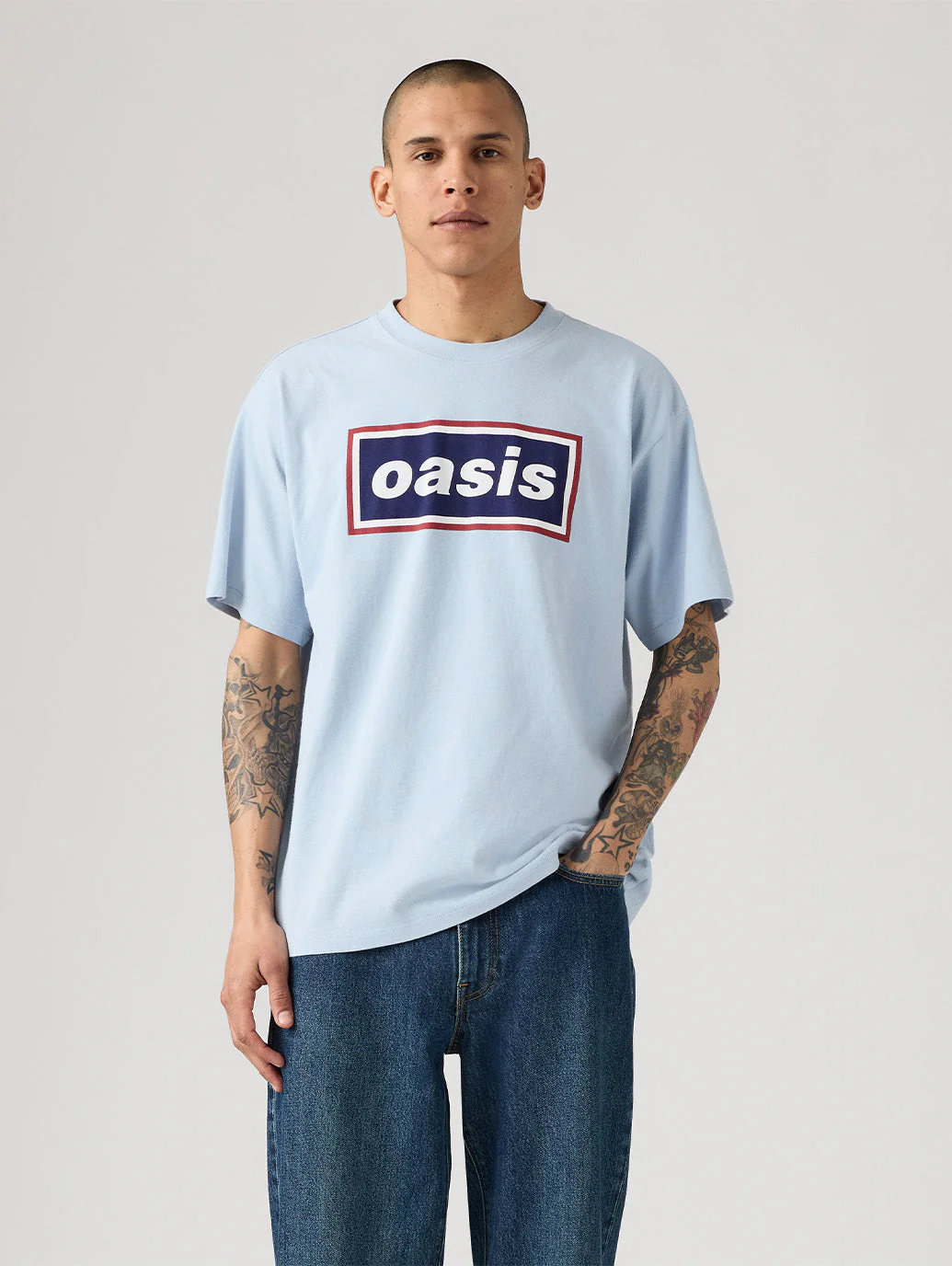 Levi’s® × Oasis の2025年秋冬コラボコレクションが発売