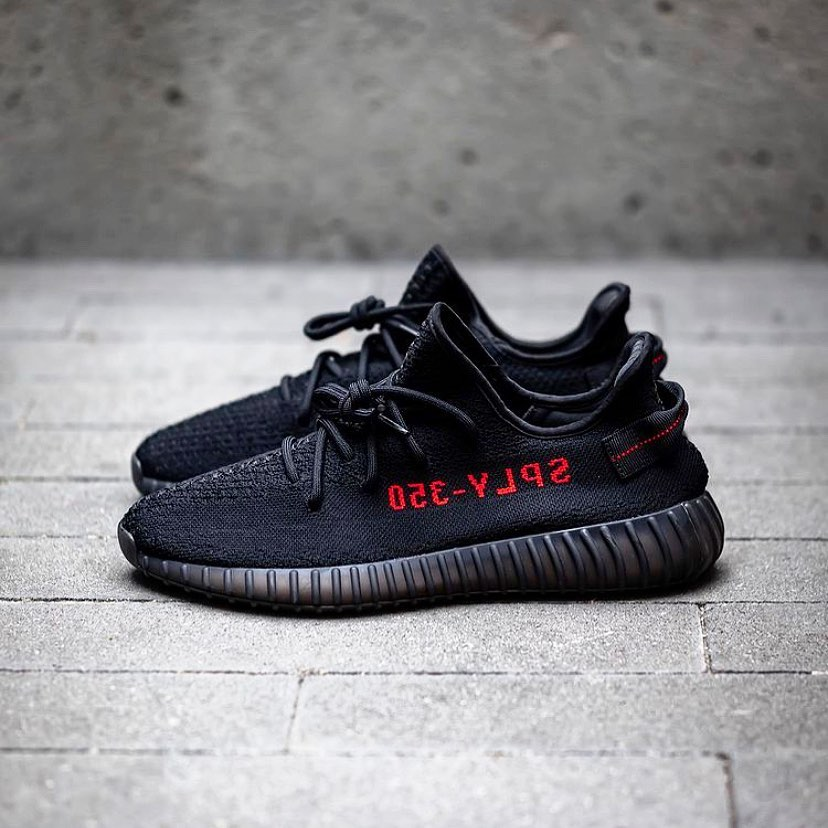 YEEZY BOOST 350 V2 “Bred” が発売