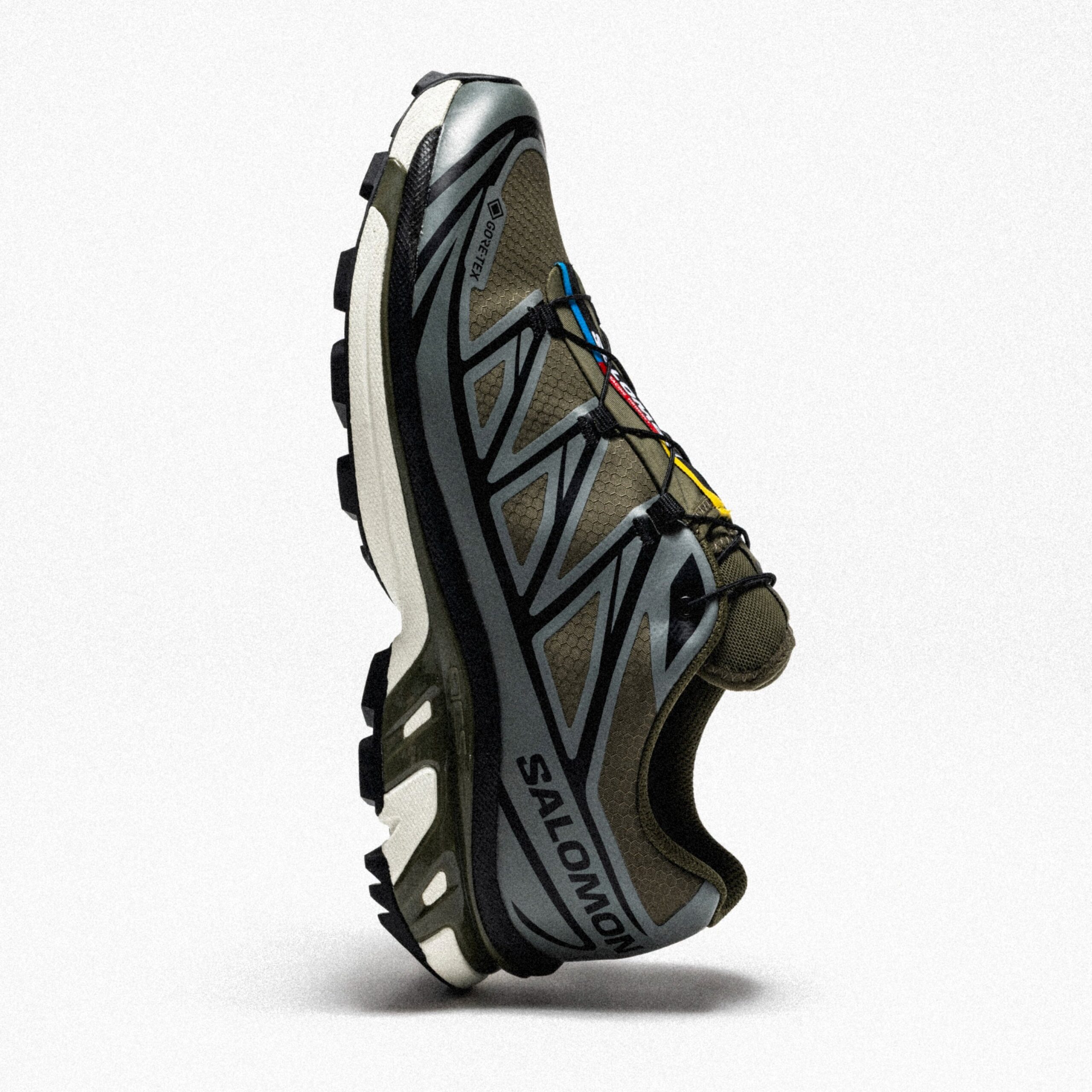 SALOMON XT-6 GORE-TEX® “Olive Night” の20％OFF セールが開催