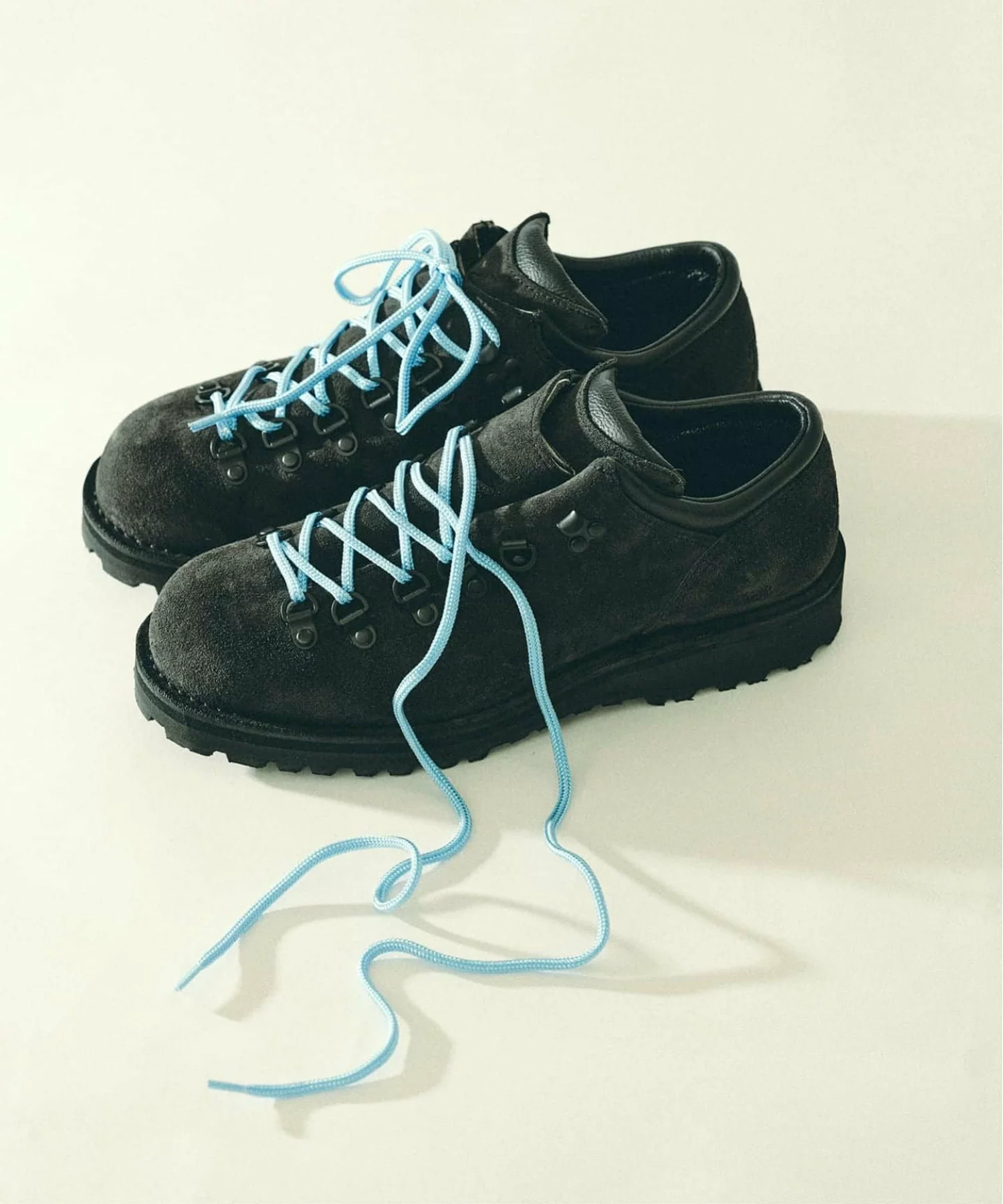 JOURNAL STANDARD × DANNER の MT.Ridge Low が発売