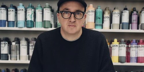 KAWS が UNIQLO 初のアーティスト・イン・レジデンスに就任　