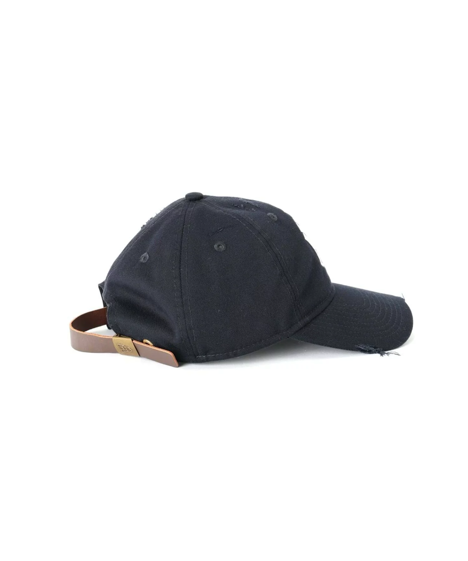 JOURNAL STANDARD × New era® の 9TWENTY Hard Wash Yankees が再販