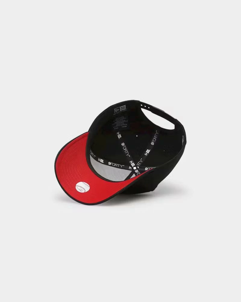 New era® の LA Dodgers 9FORTY A-Frame Snapback “Black/Scarlet” が発売