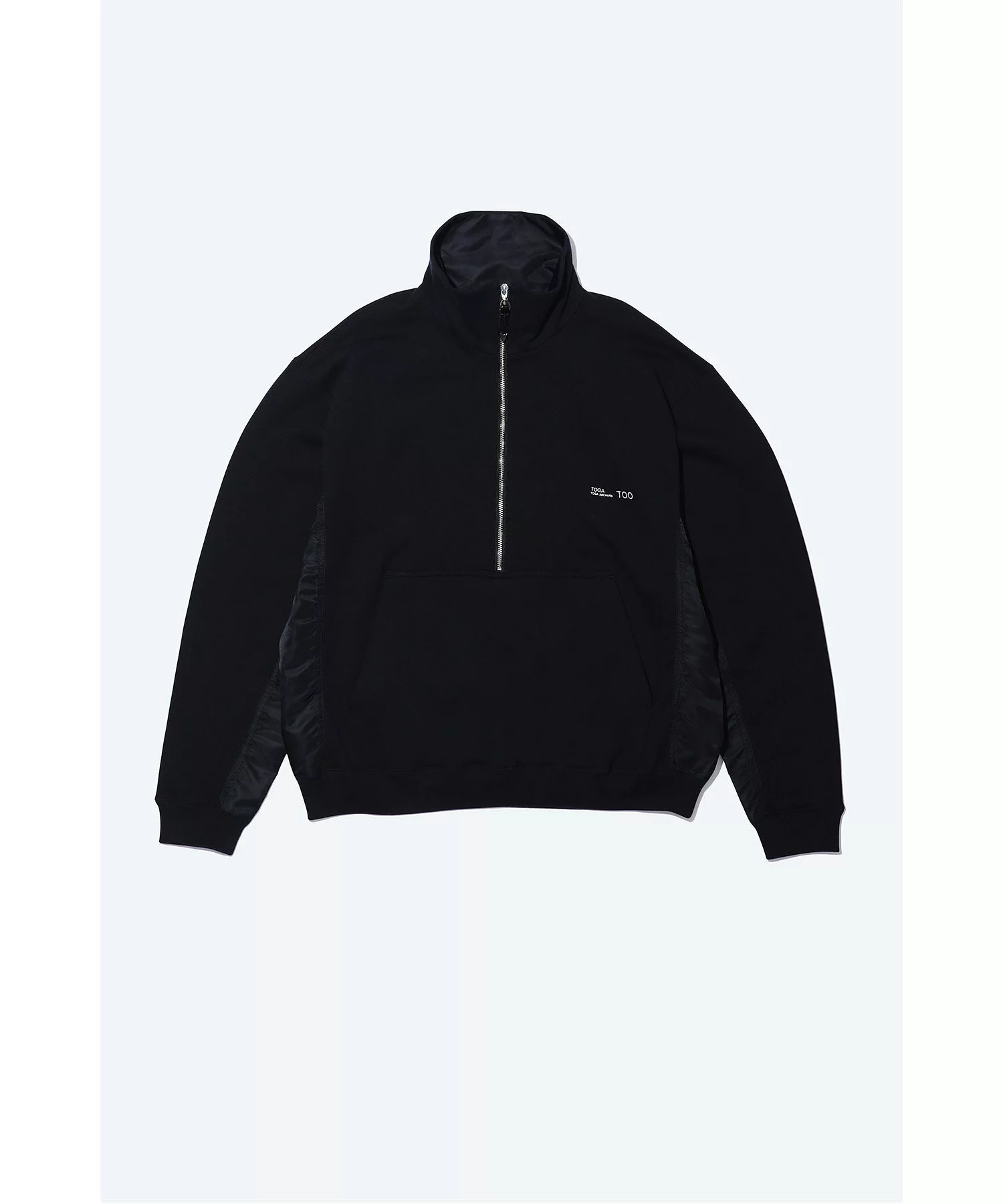 TOGA の Half Zip Nylon Sweat が発売