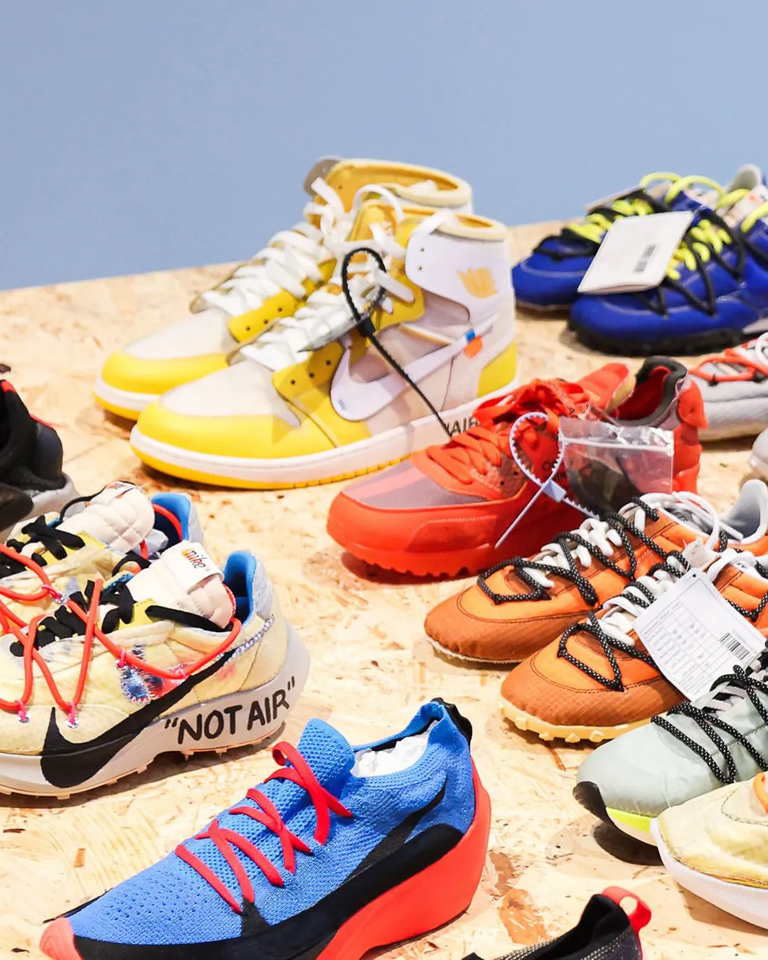 ヴァージル・アブロー の展示会 “Virgil Abloh: The Codes” のフォトレポートが公開