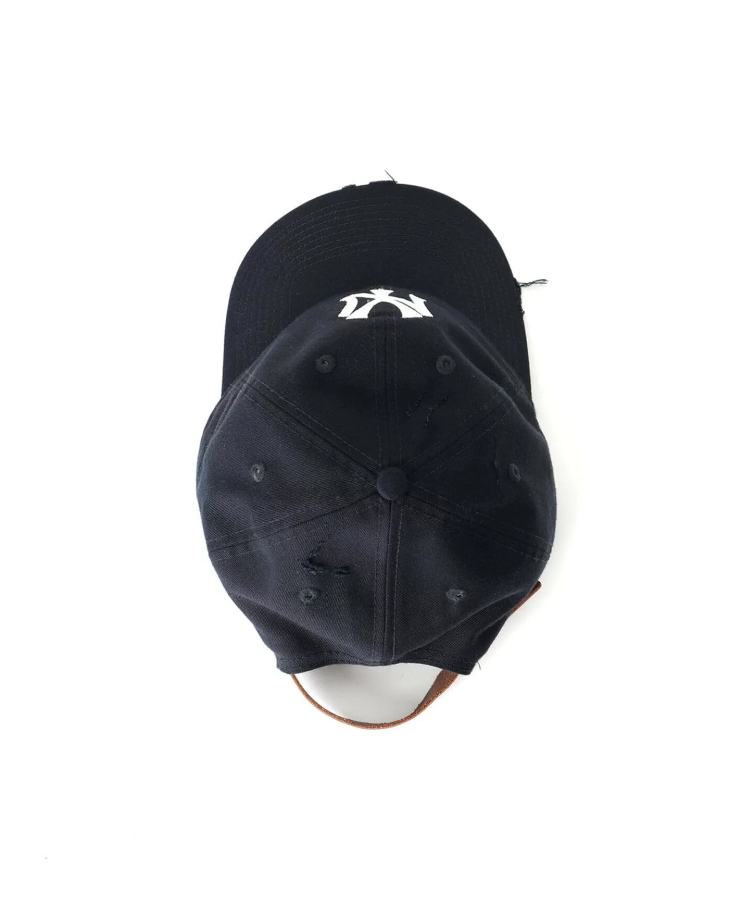 JOURNAL STANDARD × New era® の 9TWENTY Hard Wash Yankees が再販