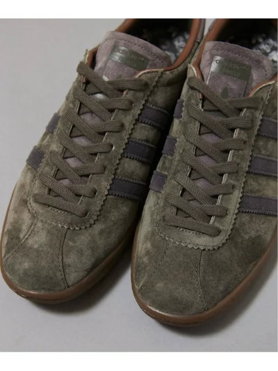JOURNAL STANDARD × adidas Originals の TOBACCO “Grey” が発売
