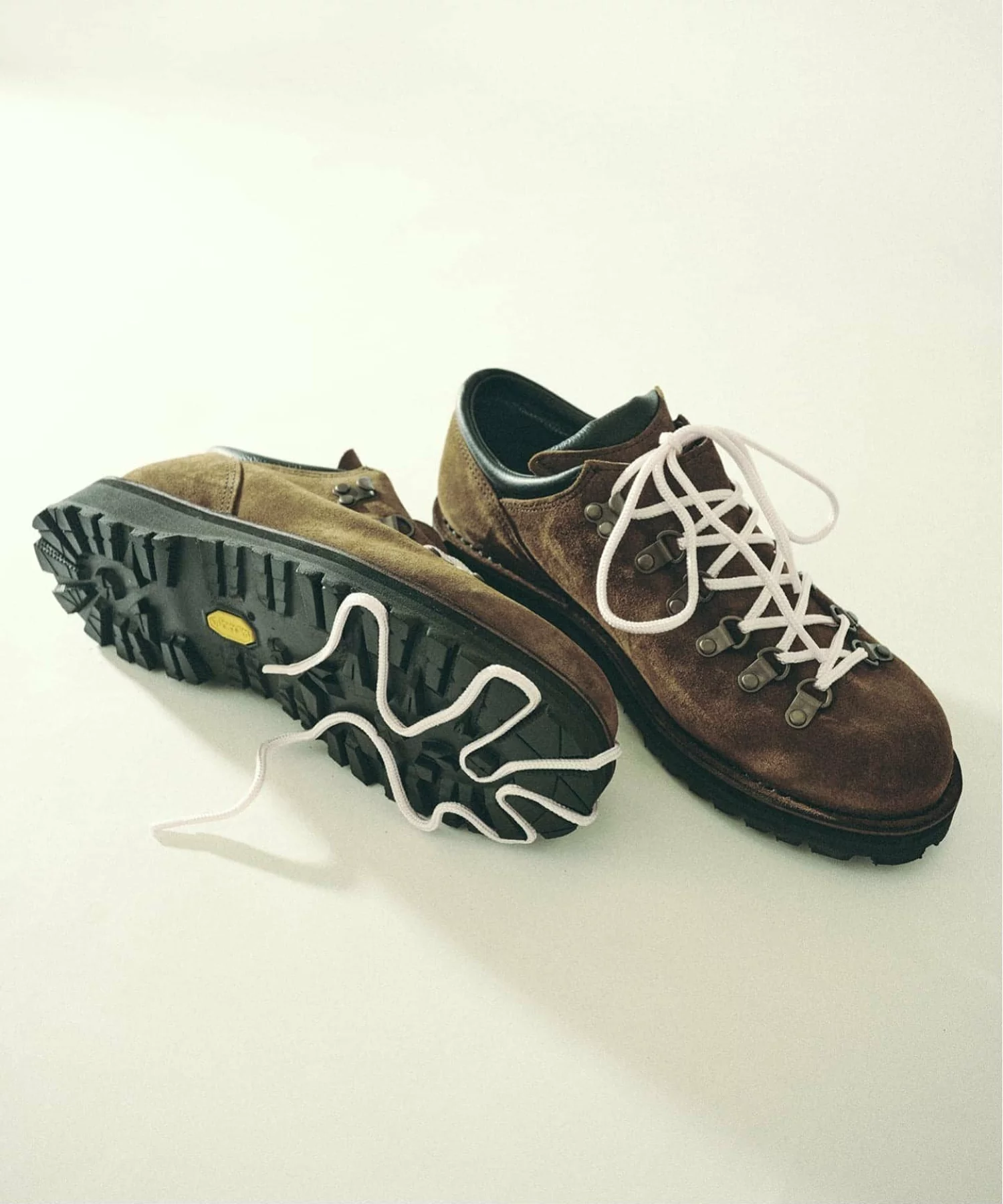 JOURNAL STANDARD × DANNER の MT.Ridge Low が発売 - Yakkun