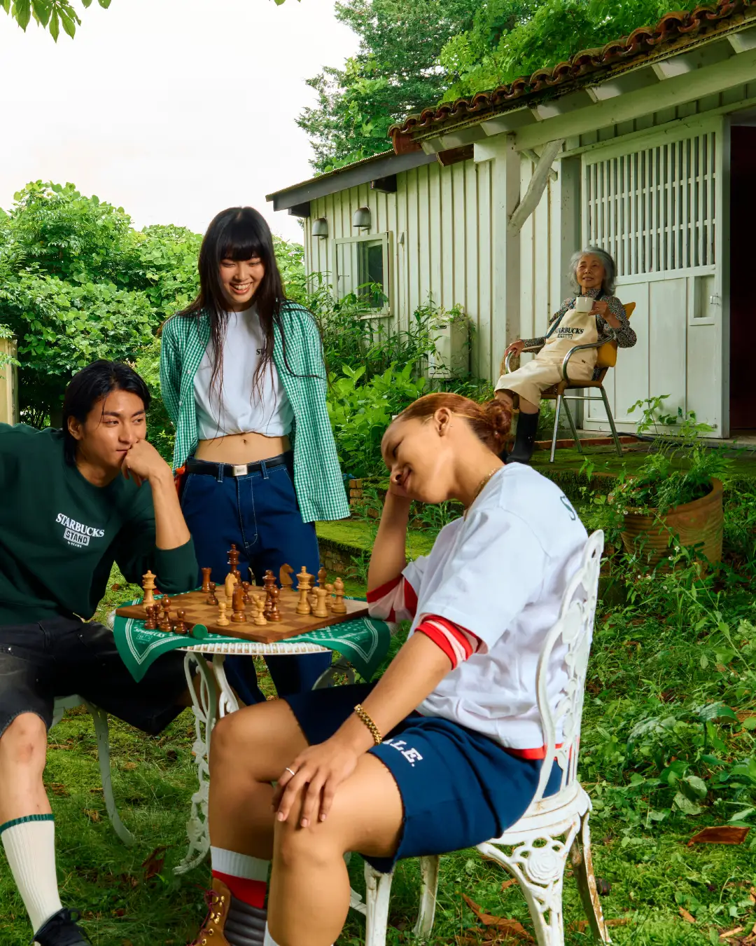 STARBUCKS と BEAMS の新たなライフスタイルプロジェクト “STARBUCKS STAND by BEAMS” が登場