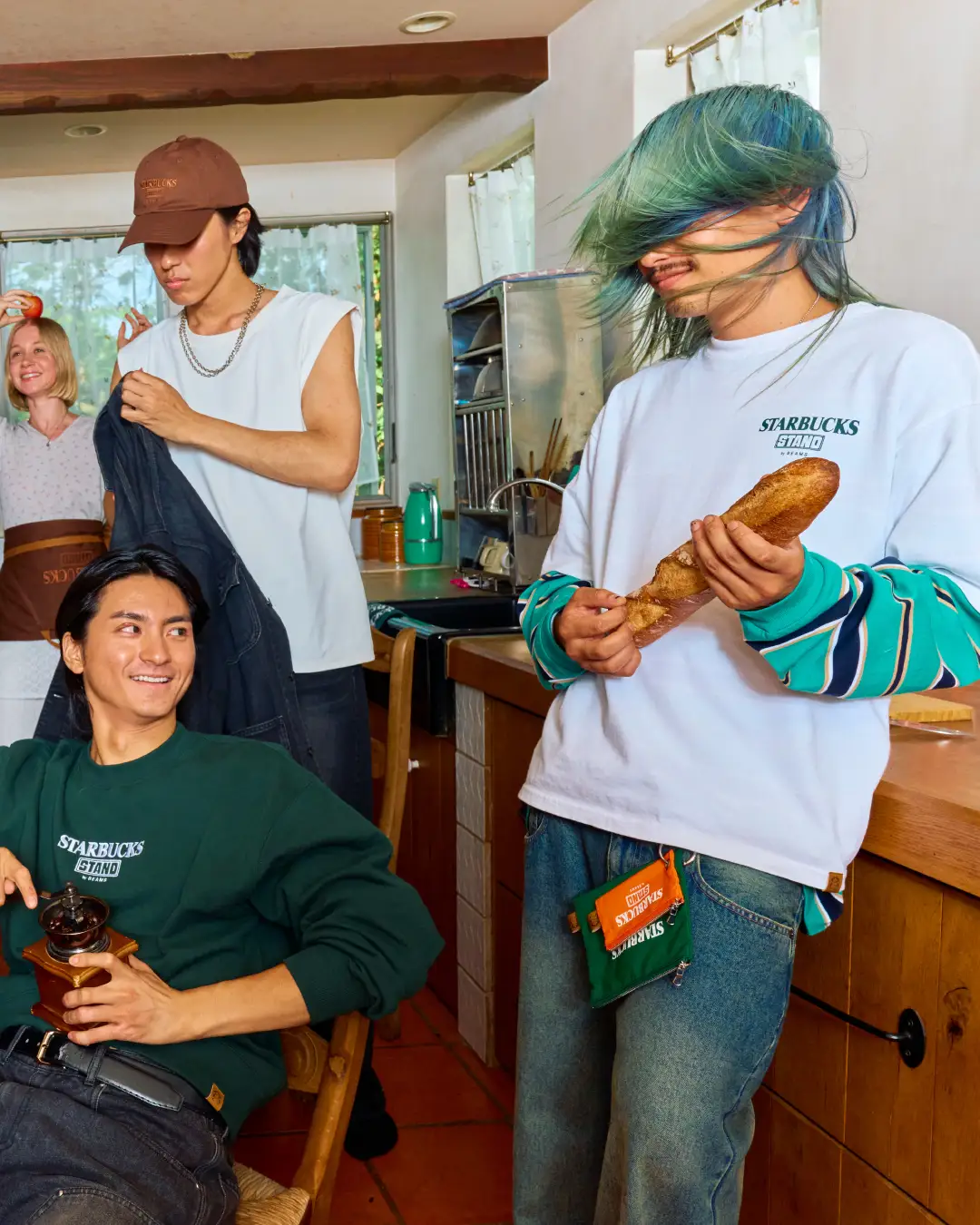 STARBUCKS と BEAMS の新たなライフスタイルプロジェクト “STARBUCKS STAND by BEAMS” が登場