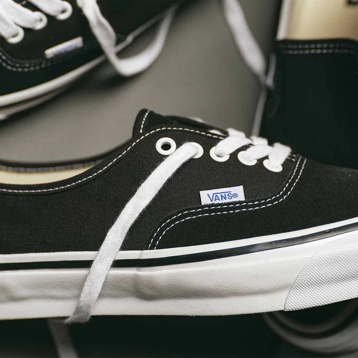 VANS PREMIUM Authentic Reissue44 が特別価格で発売