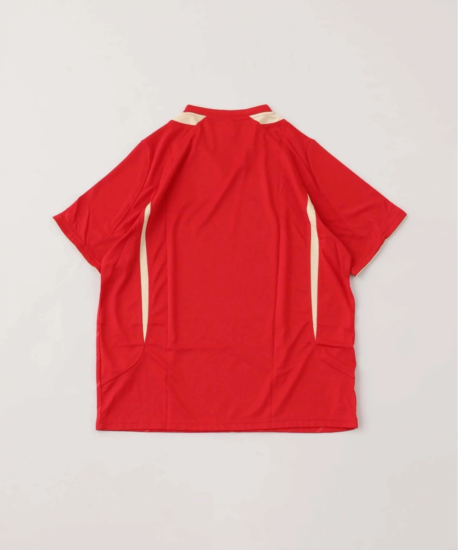 Liverpool FC の Retro Jersey が発売