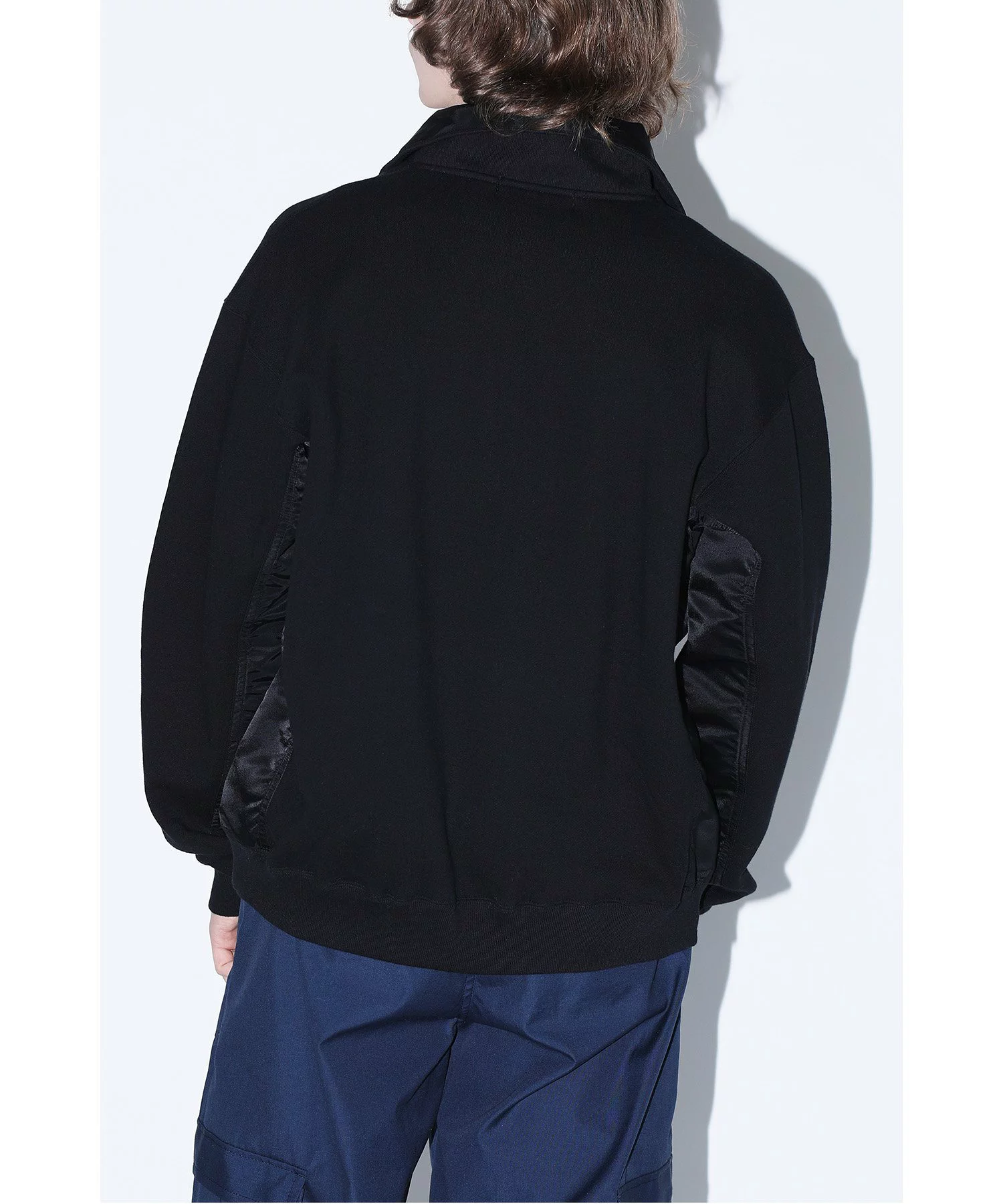 TOGA の Half Zip Nylon Sweat が発売