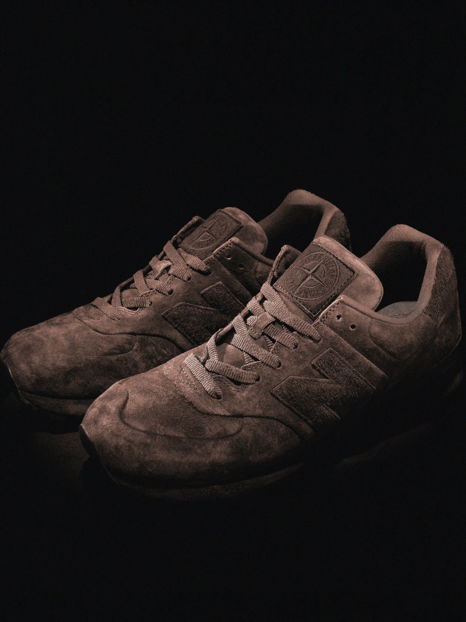 Stone Island × New Balance 574 LEGACY が9月23日(火)発売