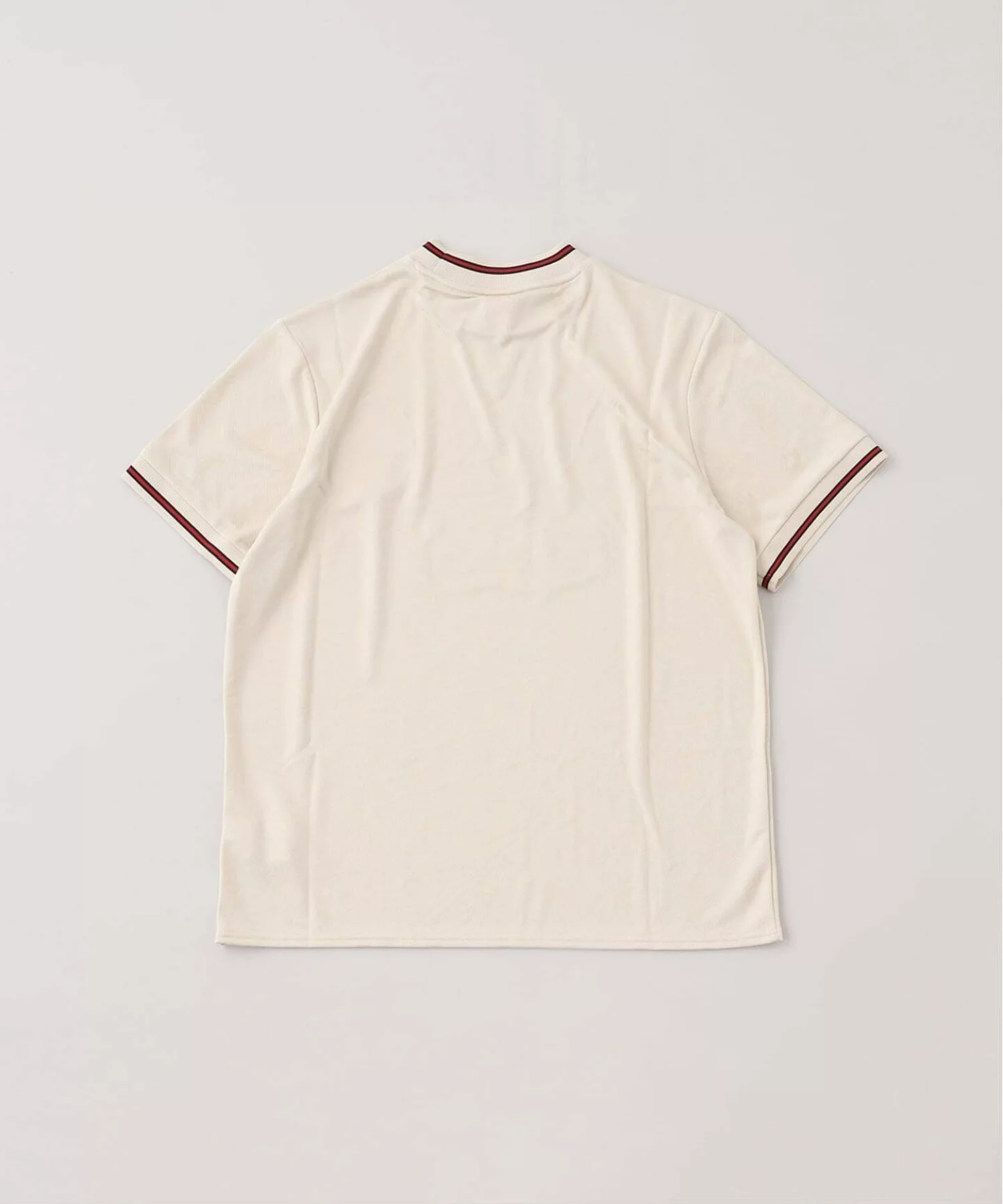 Liverpool FC の Retro Jersey が発売