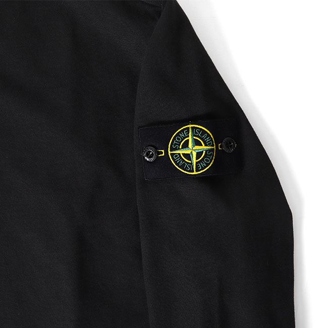 Stone Island の Garment Dye L/S Tee が発売