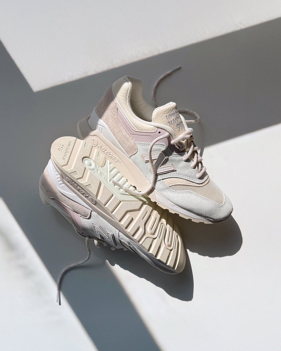 KITH × New Balance の 997.5 “Easter” が発売